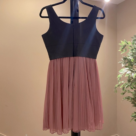 Jack By BB Dakota Elina Faux Leather Bodice Pink Chiffon Pleated Dress - Picture 6 of 15